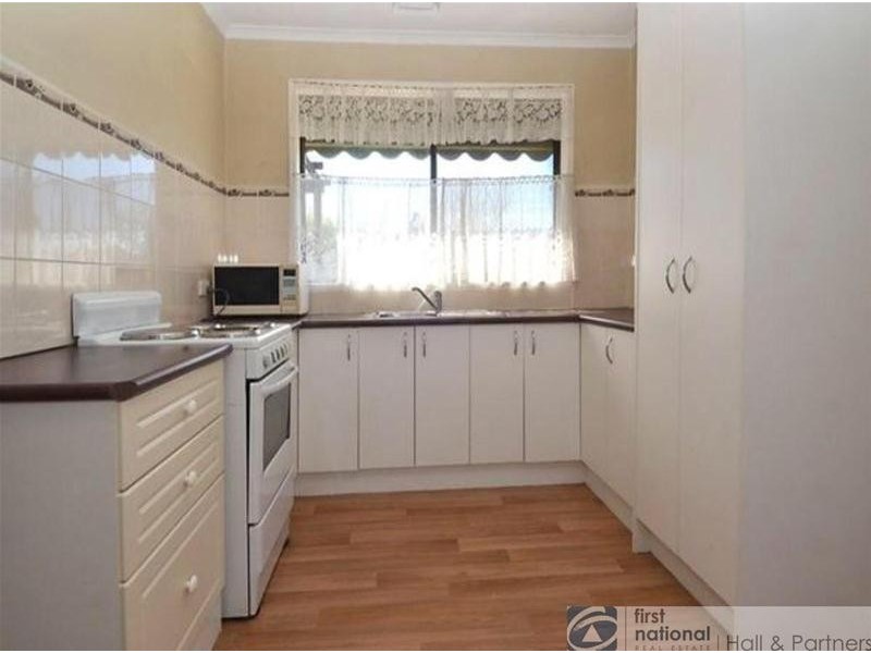 7 Waratah Drive, Dandenong North VIC 3175