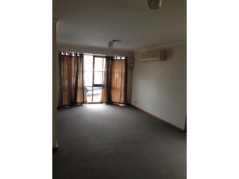 6 Redleap Court, Endeavour Hills VIC 3802