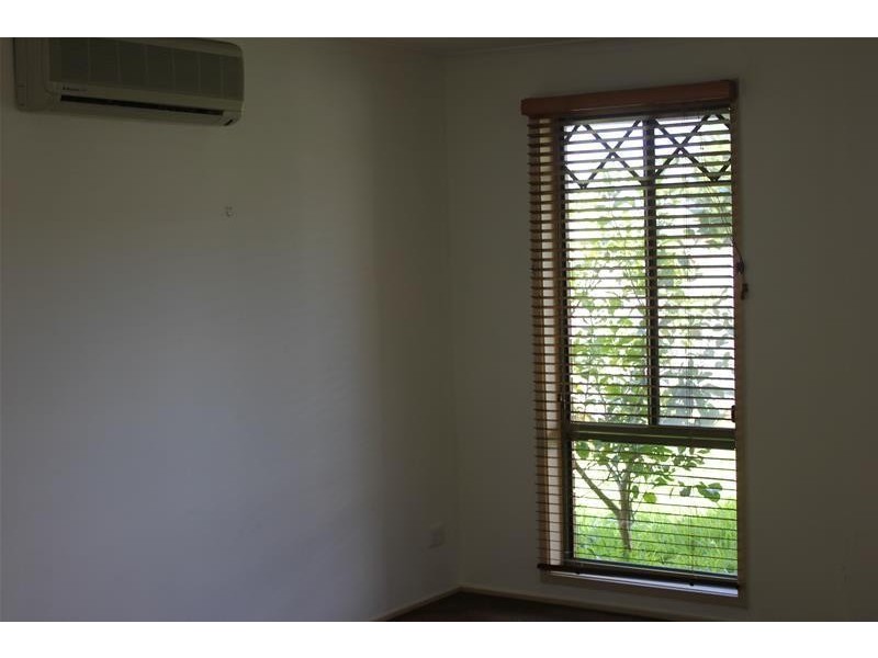 8  Karen Close, Narre Warren South VIC 3805