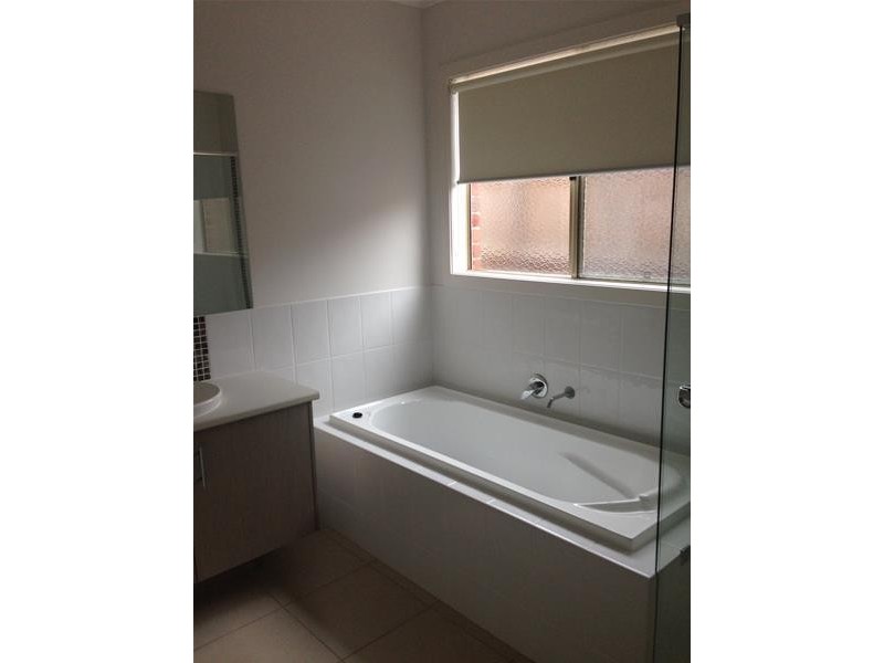 3 Stocks Drive, Cranbourne West VIC 3977