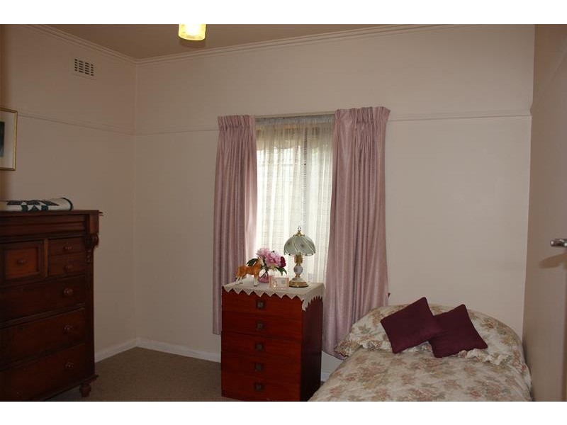 17 Ray Street, Dandenong VIC 3175