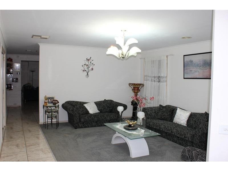 3 Appila Close, Hallam VIC 3803