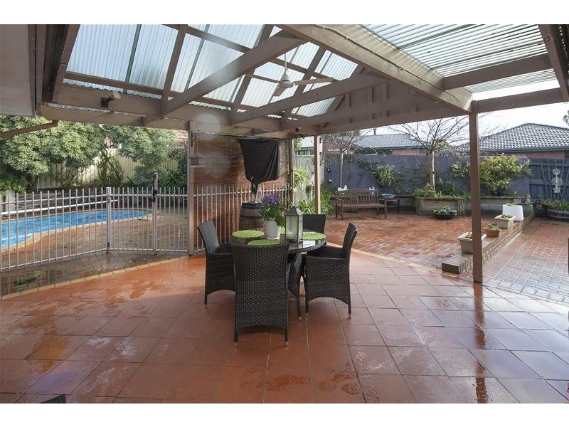 9 Pridham Court, Endeavour Hills VIC 3802