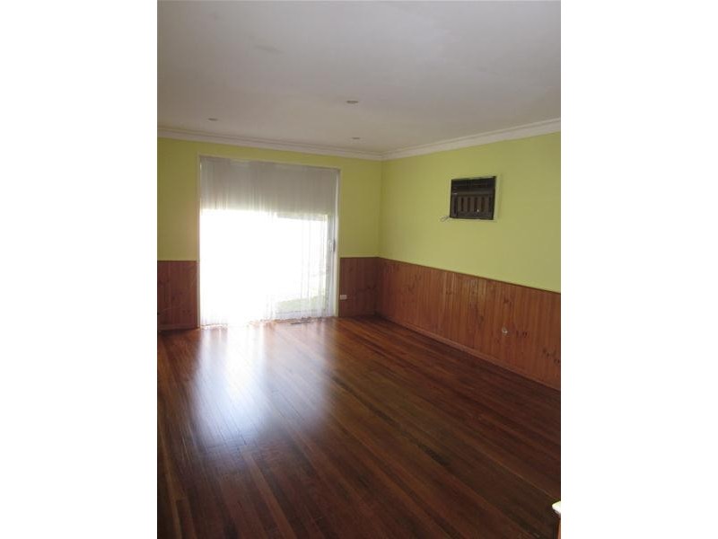 31 Amalfi Drive, Endeavour Hills VIC 3802