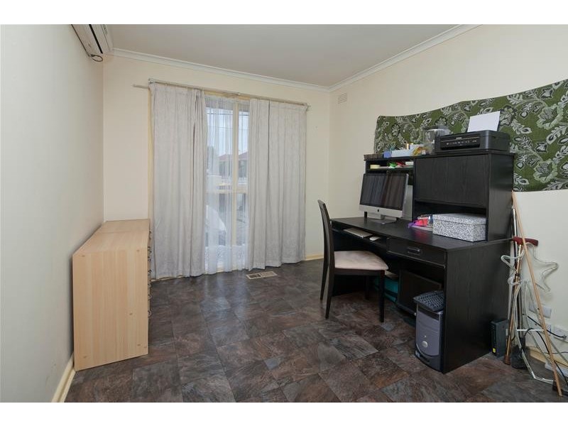 40 Shalimar Crescent, Dandenong North VIC 3175