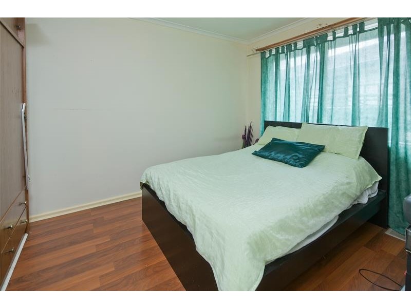 40 Shalimar Crescent, Dandenong North VIC 3175