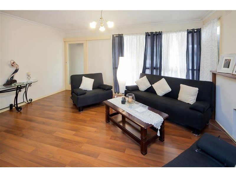 40 Shalimar Crescent, Dandenong North VIC 3175