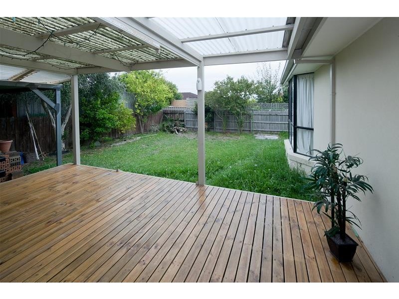 40 Shalimar Crescent, Dandenong North VIC 3175