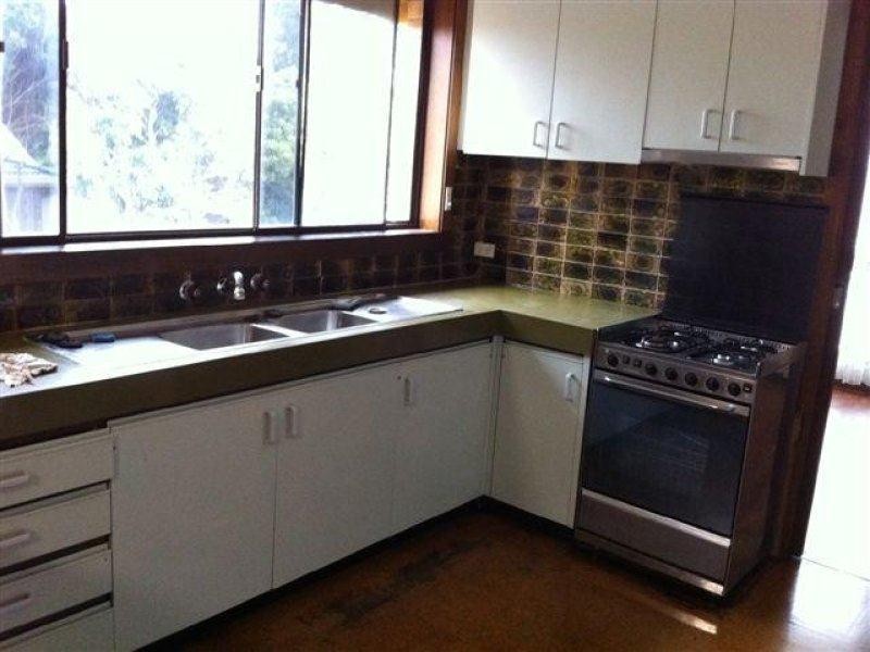 8 Oxford Court, Dandenong North VIC 3175