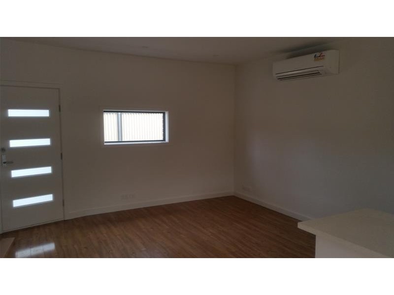 1/5 Grandview Avenue, Dandenong VIC 3175