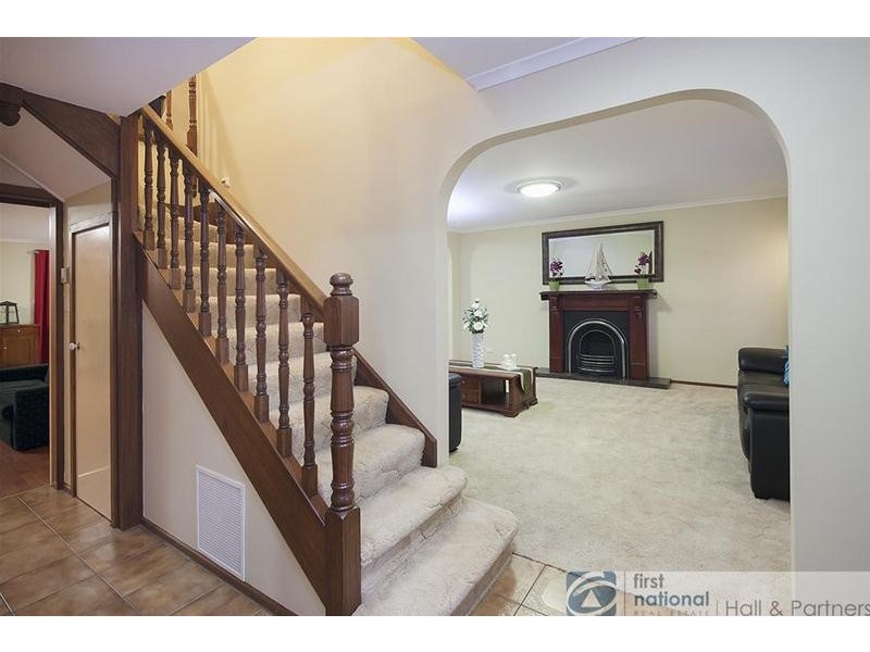 265 James Cook Drive, Endeavour Hills VIC 3802