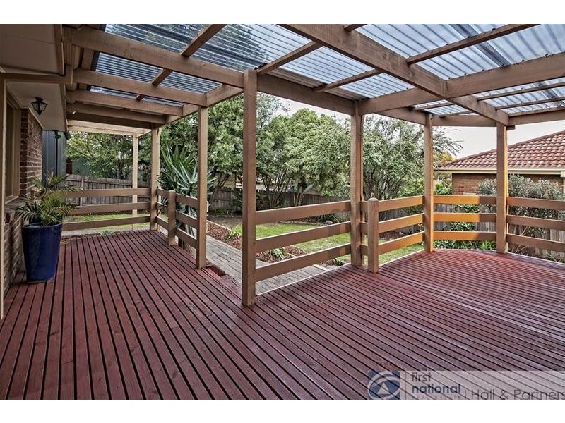 265 James Cook Drive, Endeavour Hills VIC 3802