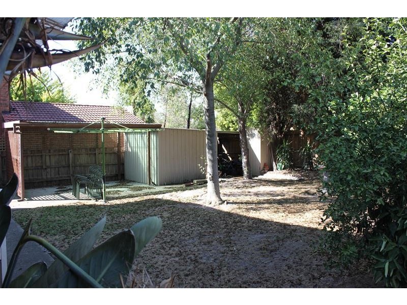 21 Huxley Crescent, Endeavour Hills VIC 3802