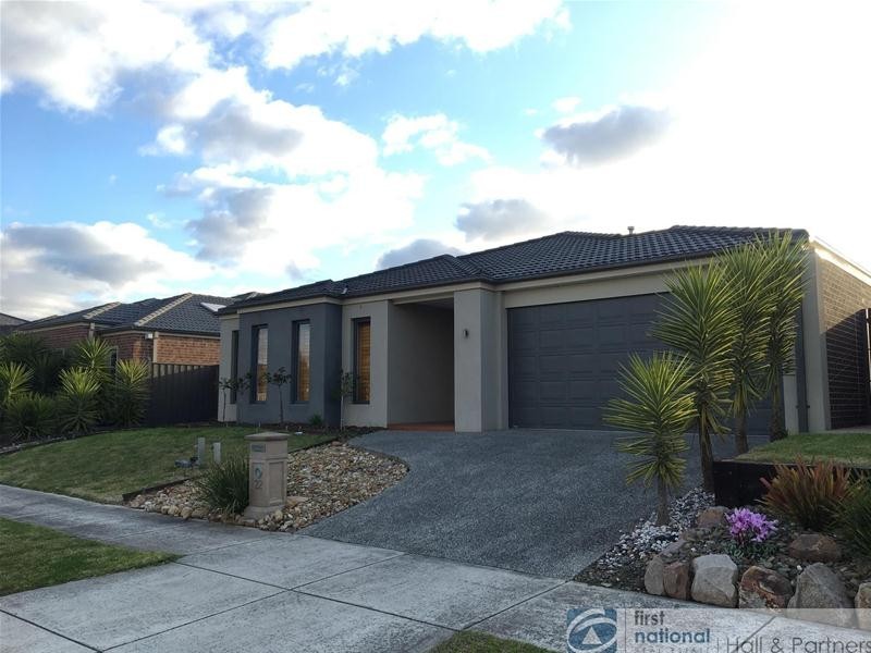 22 Faringdon Drive, Cranbourne North VIC 3977