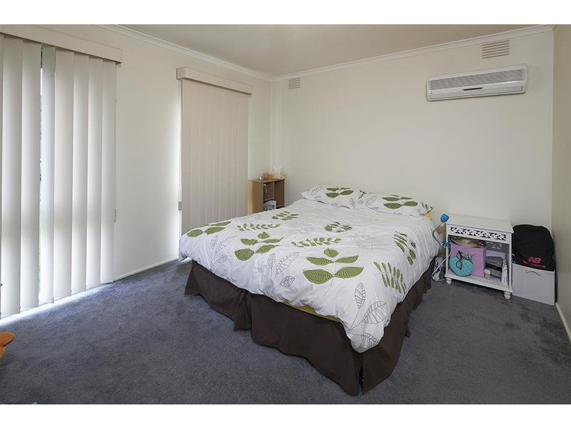 9 Breamlea Court, Dandenong North VIC 3175
