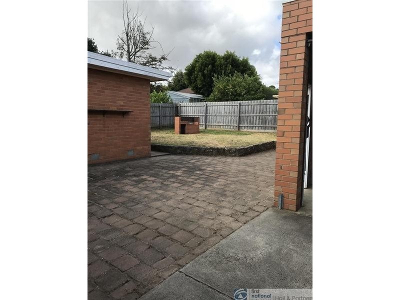 64 Huxley Avenue, Mulgrave VIC 3170