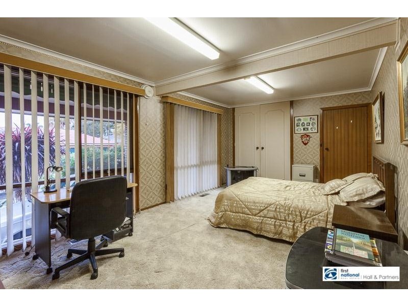 76 Outlook  Drive, Dandenong North VIC 3175