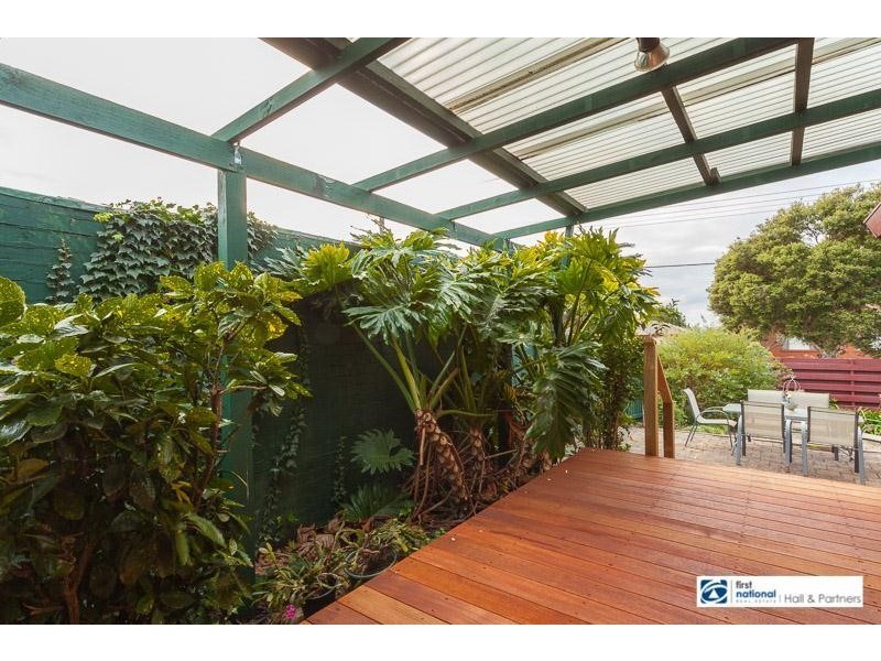 76 Outlook  Drive, Dandenong North VIC 3175