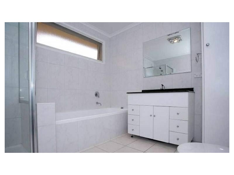 20 Rawdon Hill Drive, Dandenong North VIC 3175