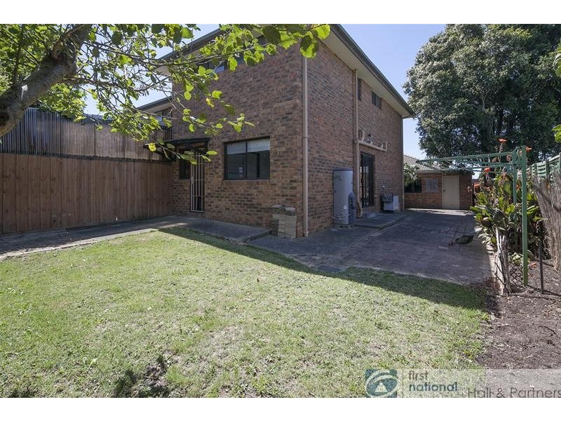 5/2 Vera Court, Dandenong VIC 3175