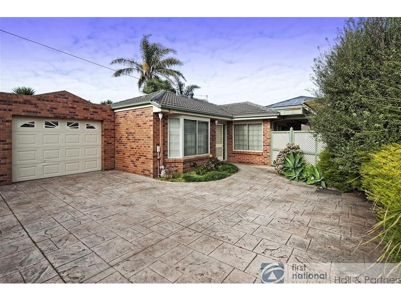 2/26 Lee Avenue, Springvale VIC 3171