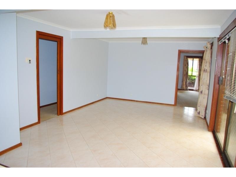 19 Inverness Street, Endeavour Hills VIC 3802