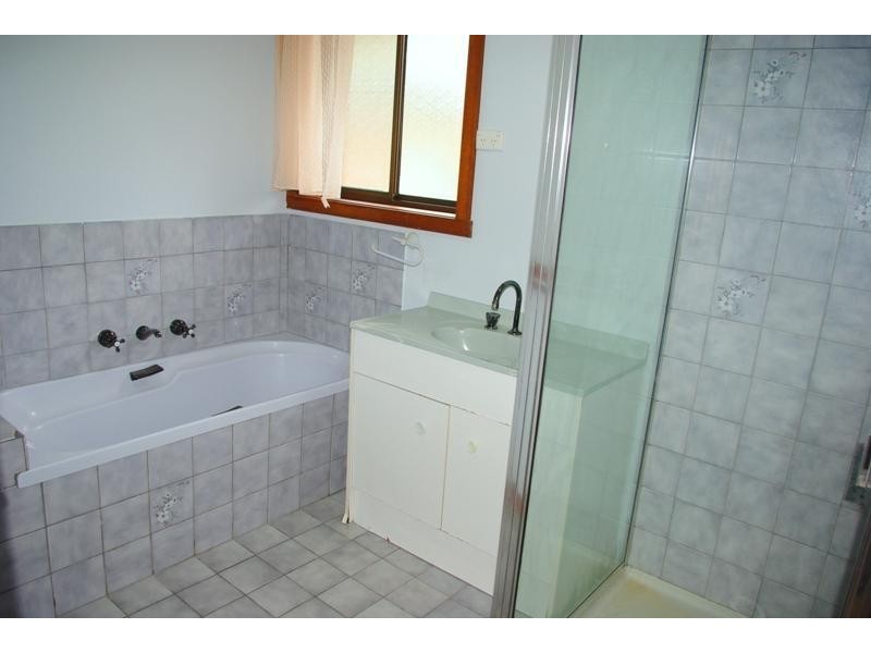 19 Inverness Street, Endeavour Hills VIC 3802