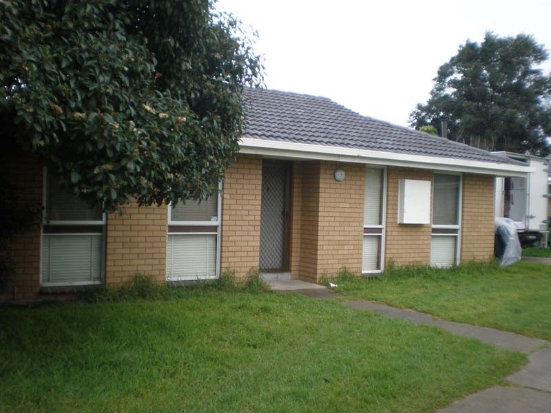 1/111 Clow Street, Dandenong VIC 3175