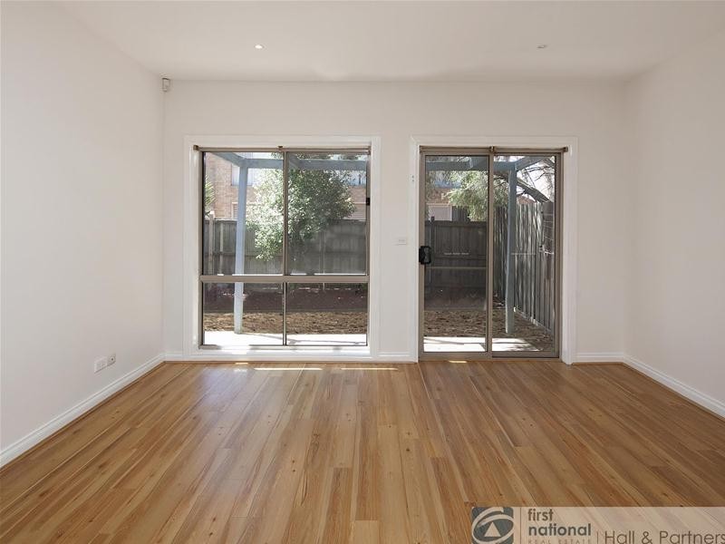 1/32 Stud Road, Dandenong VIC 3175