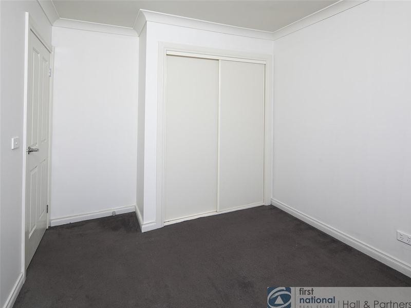 1/32 Stud Road, Dandenong VIC 3175