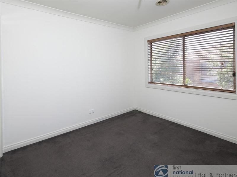 1/32 Stud Road, Dandenong VIC 3175