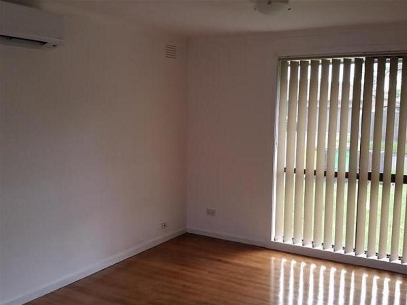 1/9 Robert Street, Dandenong VIC 3175