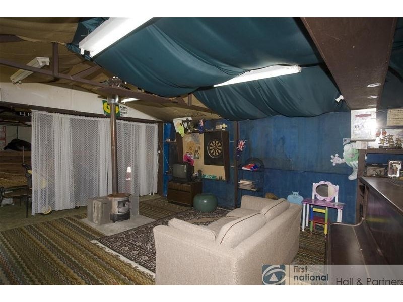 11 Gwenda Street, Dandenong VIC 3175