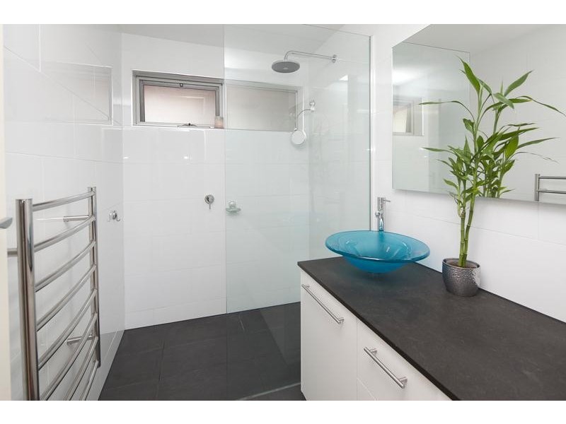 1/9 Dorothy Street, Doveton VIC 3177