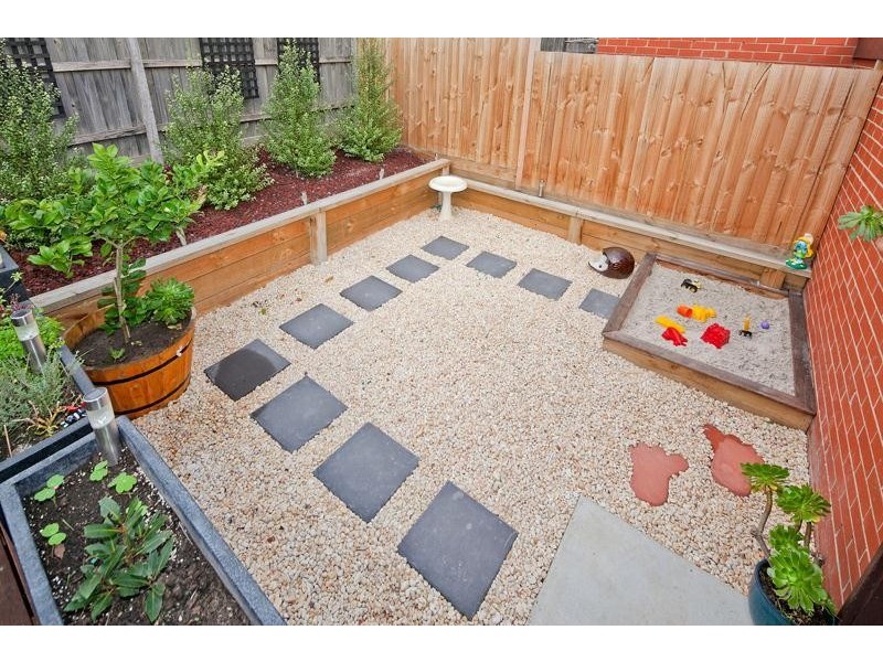 1/9 Dorothy Street, Doveton VIC 3177