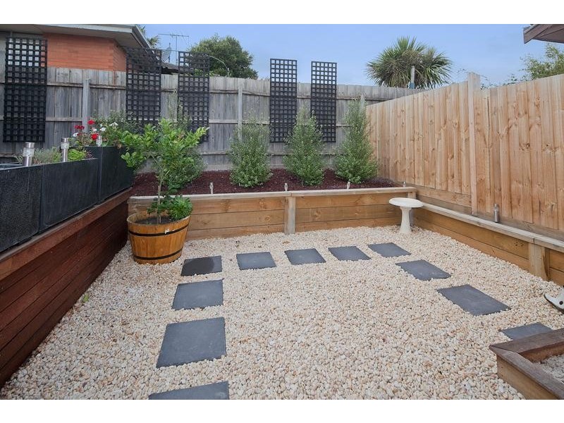 1/9 Dorothy Street, Doveton VIC 3177