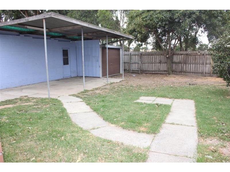 14 Edinborough Street, Hallam VIC 3803