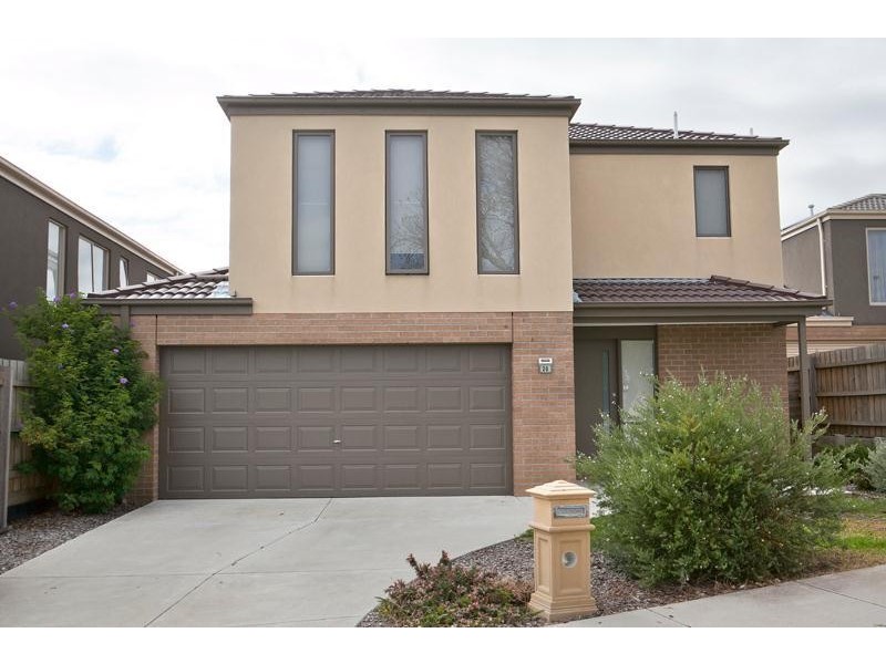 20 Bethune Drive, Hampton Park VIC 3976