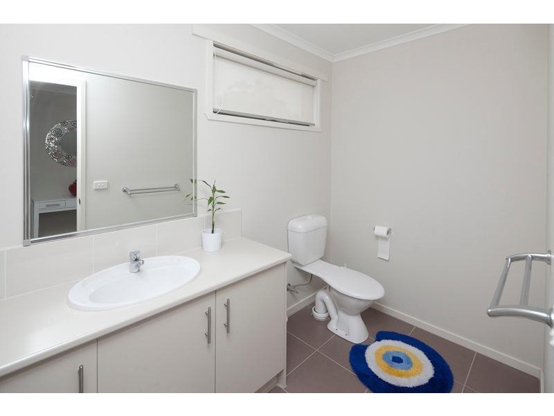 20 Bethune Drive, Hampton Park VIC 3976