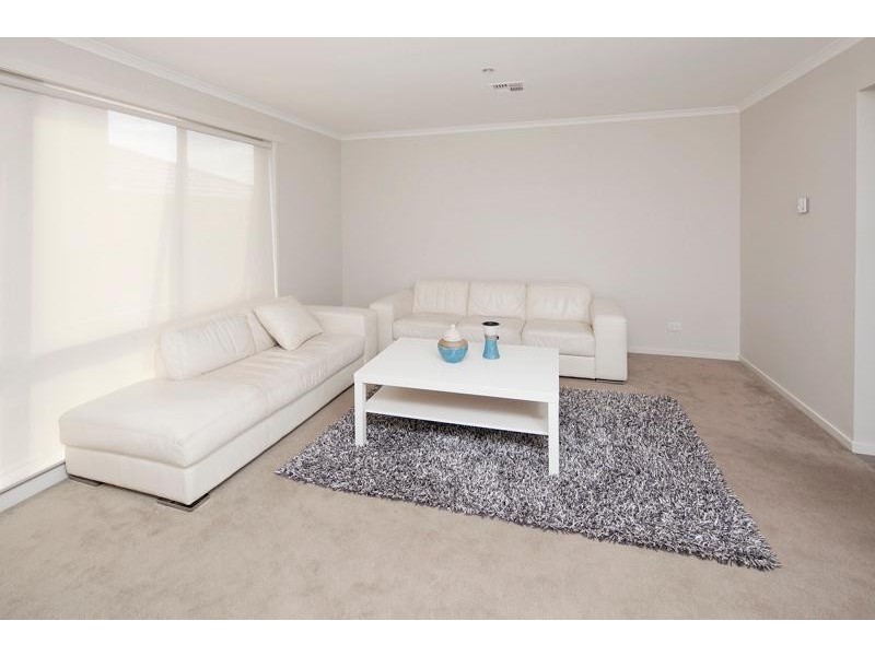 20 Bethune Drive, Hampton Park VIC 3976