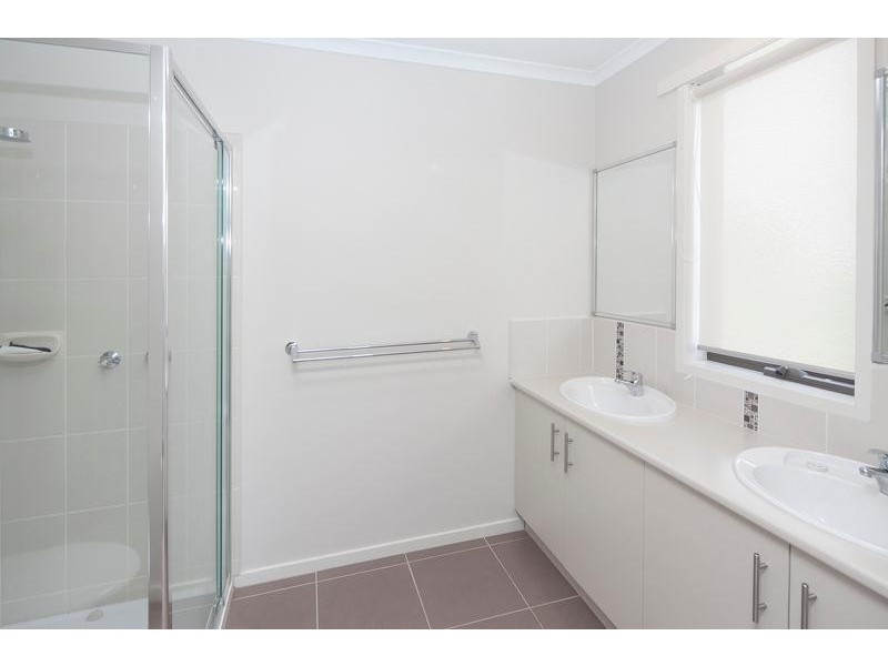 20 Bethune Drive, Hampton Park VIC 3976