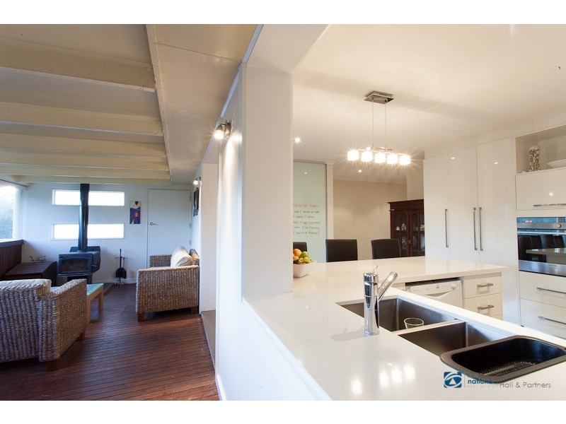 16 Exell  Drive, Dandenong North VIC 3175