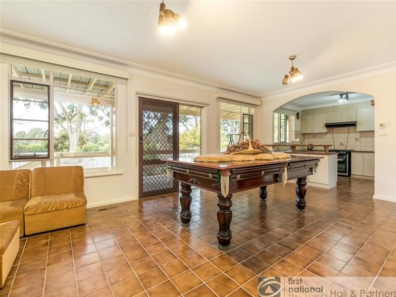 15 Phillip Avenue, Springvale VIC 3171