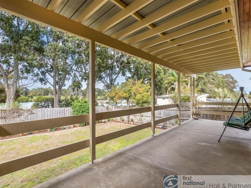 15 Phillip Avenue, Springvale VIC 3171