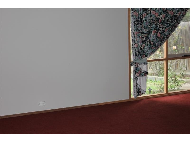 5 Thelma Rise, Hampton Park VIC 3976