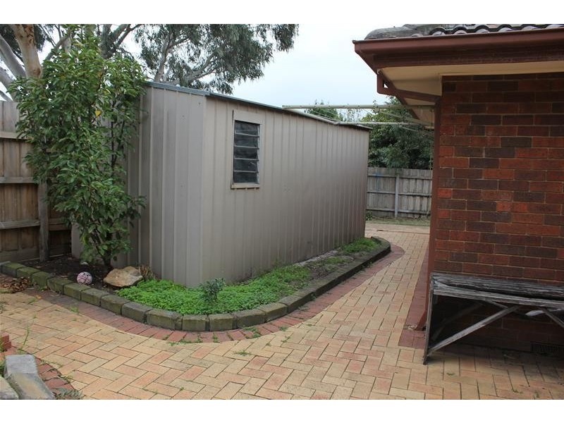 5 Thelma Rise, Hampton Park VIC 3976