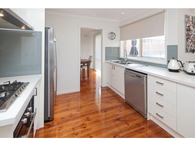 12 Sutherland Court, Endeavour Hills VIC 3802