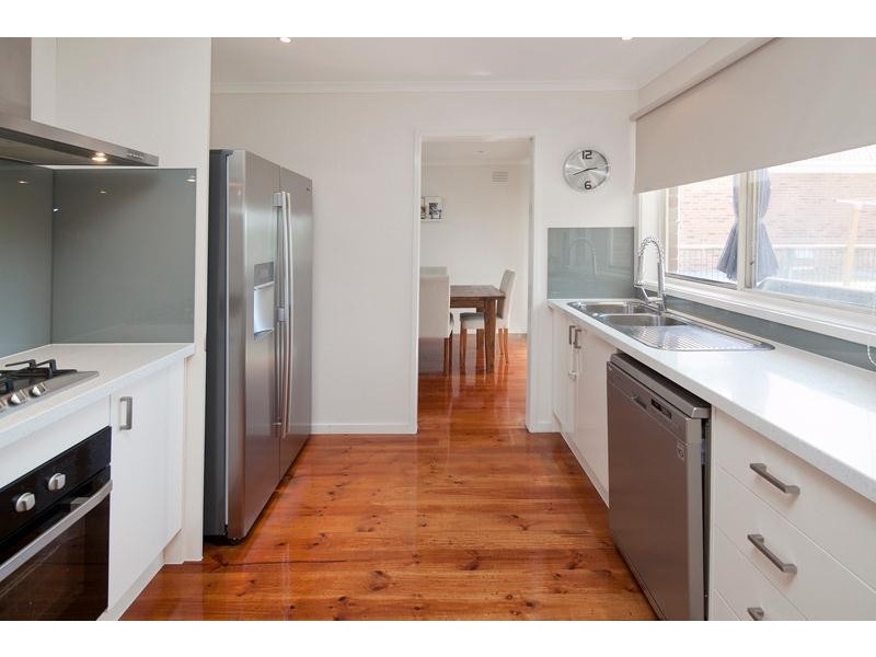 12 Sutherland Court, Endeavour Hills VIC 3802