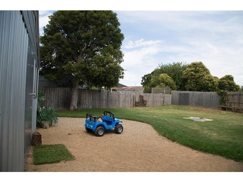 3 Clay Court, Dandenong North VIC 3175