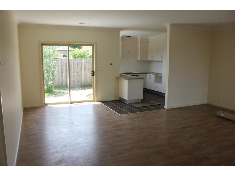 2/7 Maurice Street, Dandenong VIC 3175